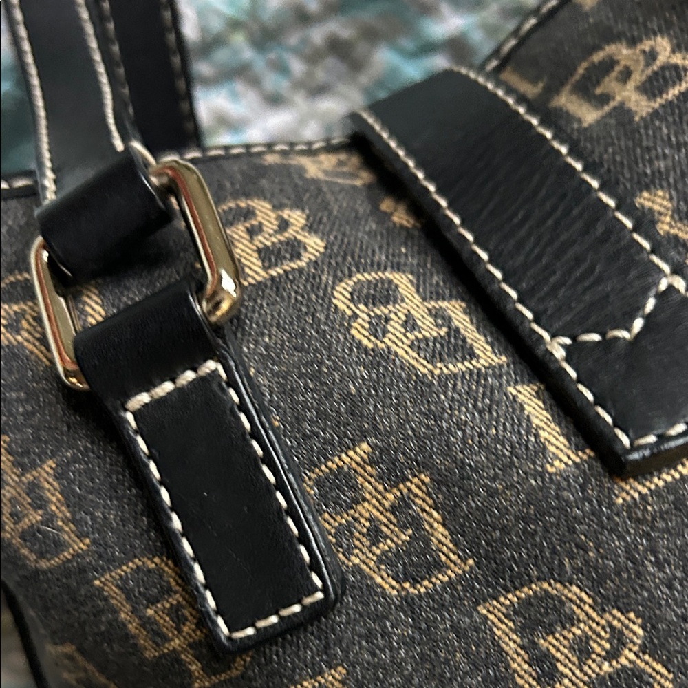 Dooney & Bourke Vintage signature Monogram canvas bucket shoulder bag - Picture 5 of 8